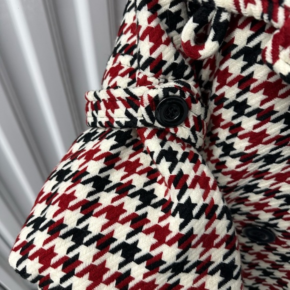 XL houndstooth, light weight coat (feels like a jacket). - Picture 3 of 3